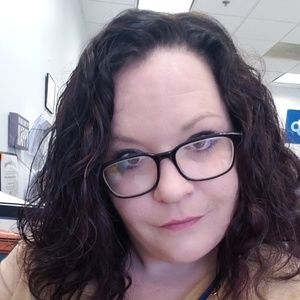 Meet your Posher, Lindsay